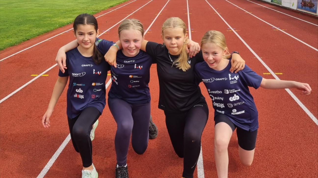 T1 jenter under allsidig trening på Oppstartsleiren