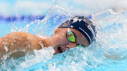Full fart i bassenget under AdO Open (Foto: Peter Aglen/aglenphoto)